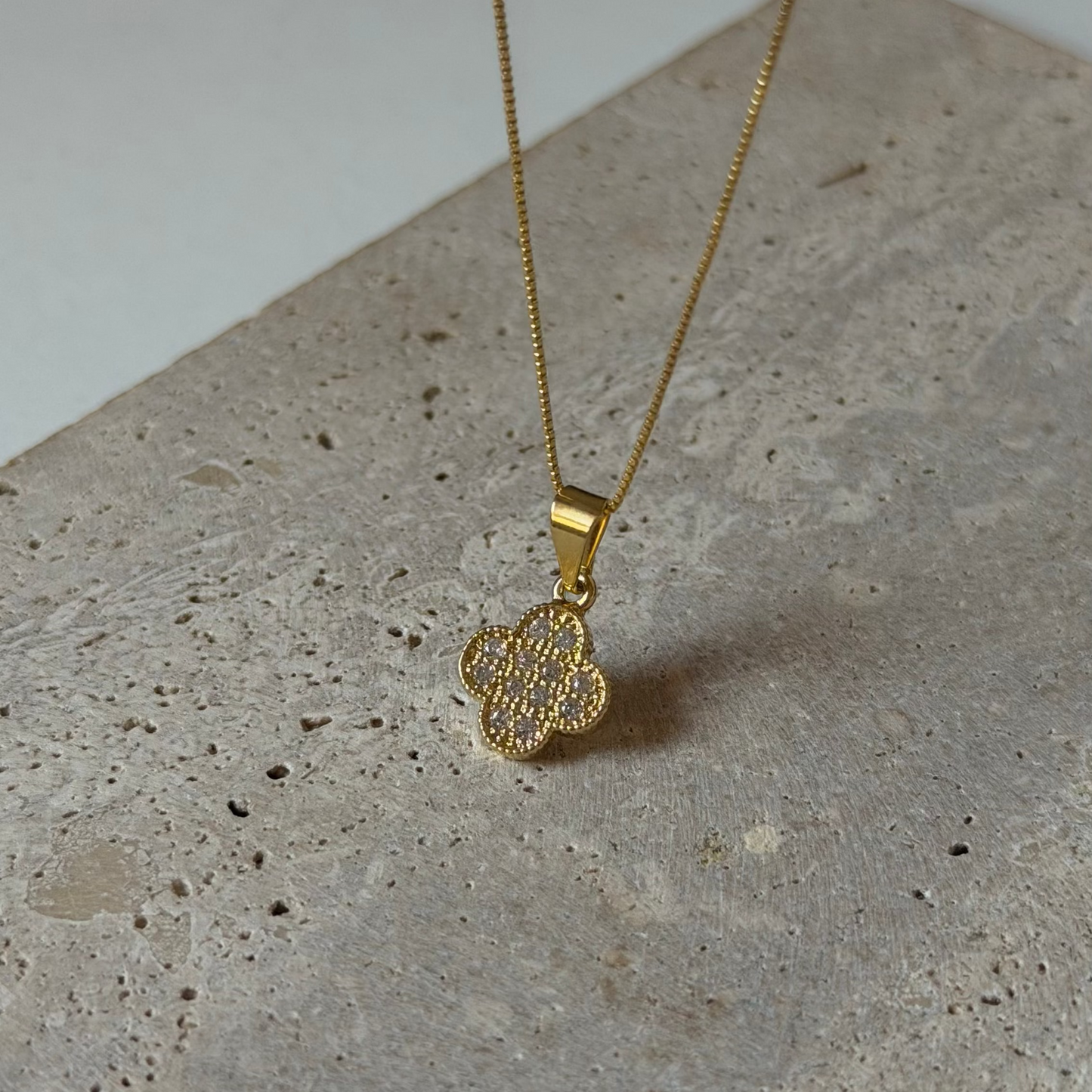 Collar Trébol Circones