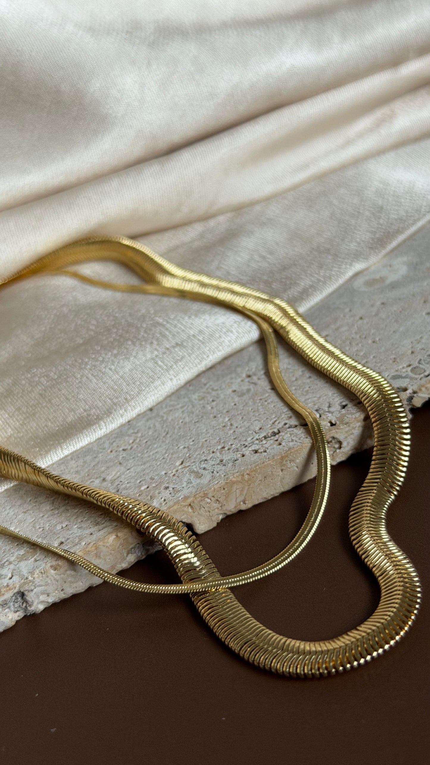 Collar Cinta Delgada