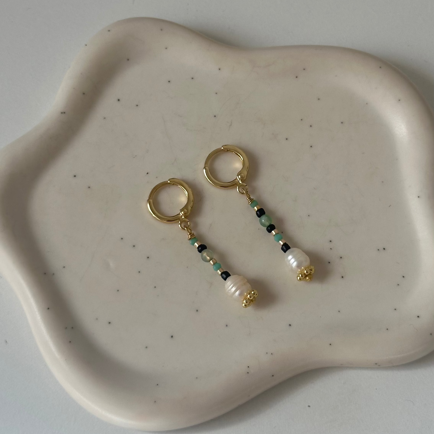 Aros Miyuki con Perla de Río