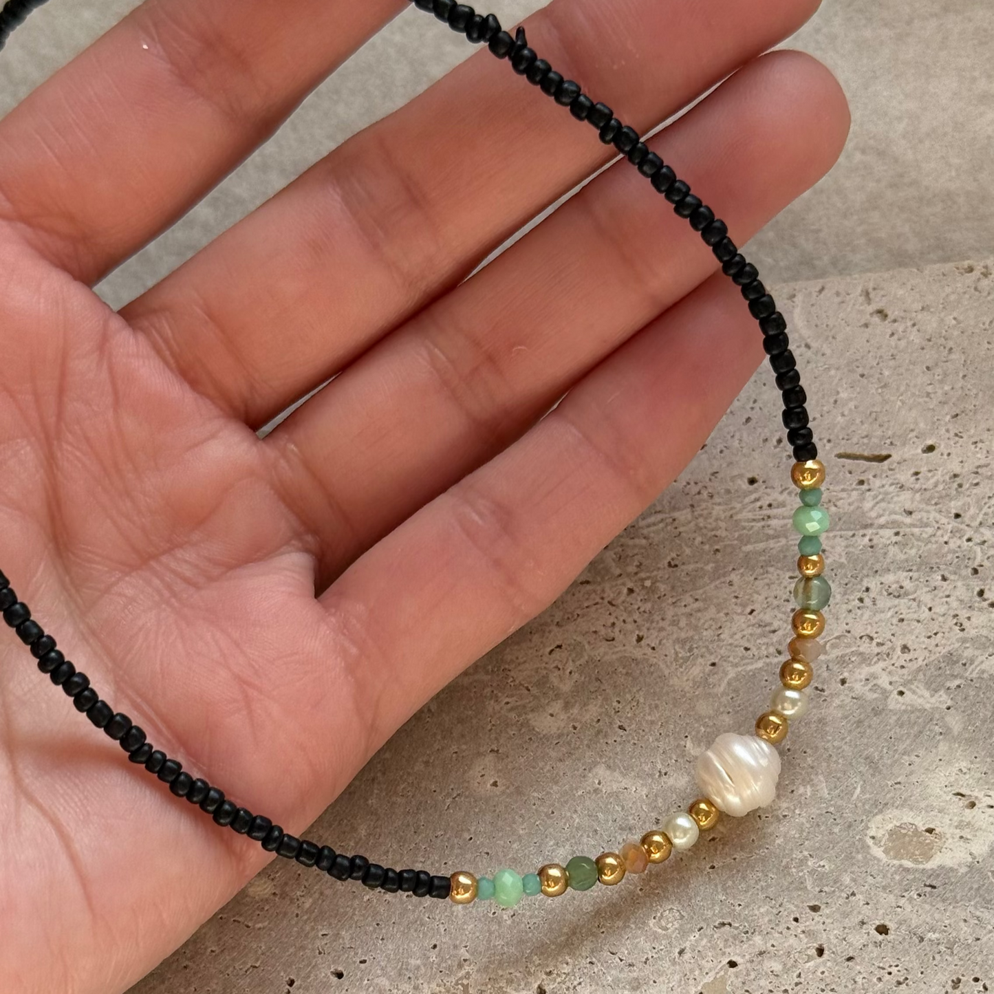 Collar Miyuki con Perla de Río