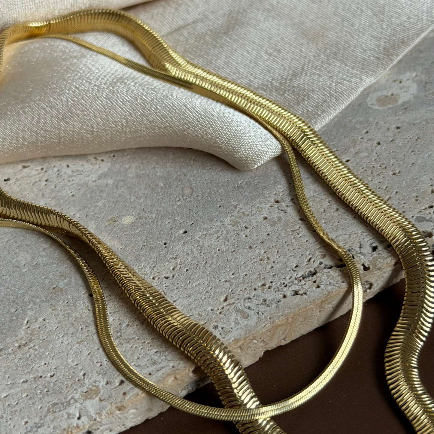 Collar Cinta Delgada