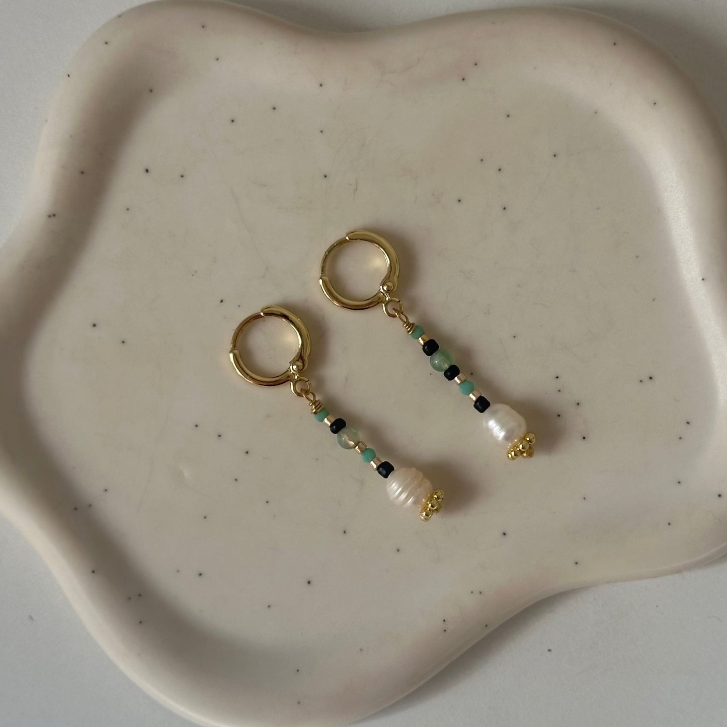 Aros Miyuki con Perla de Río