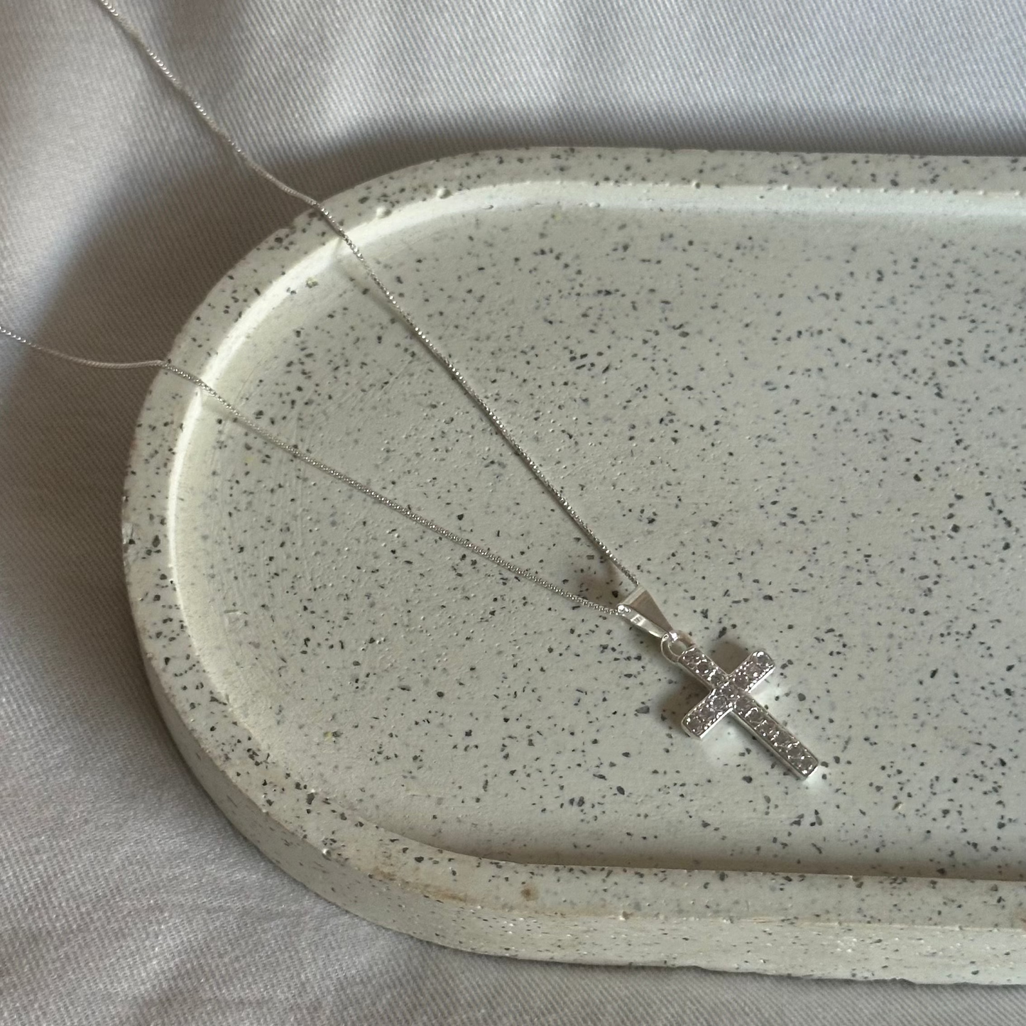 Collar Cruz con circones