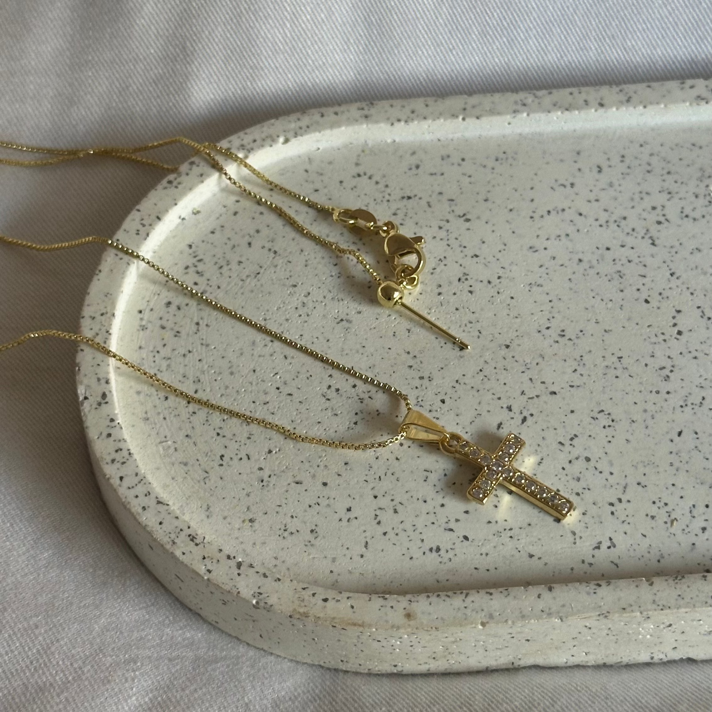 Collar Cruz con circones