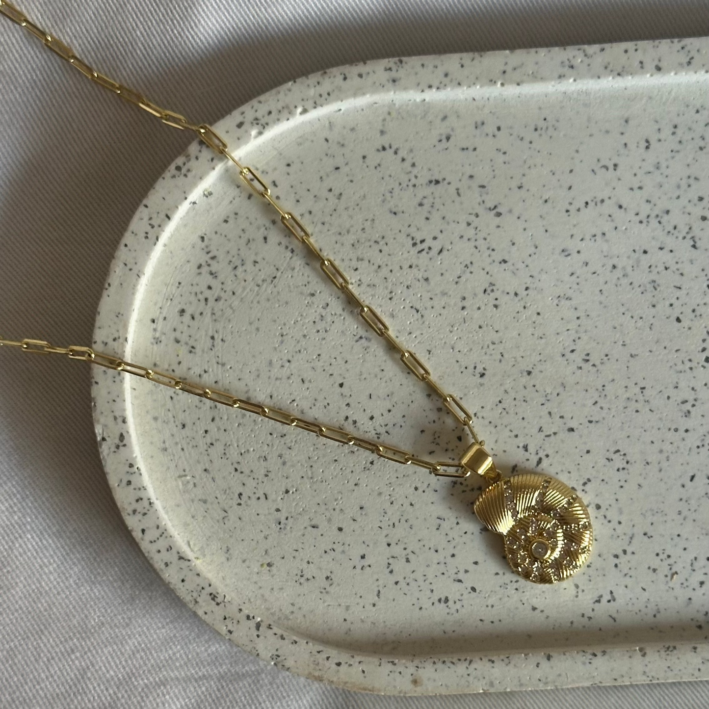 Collar Caracol con circones