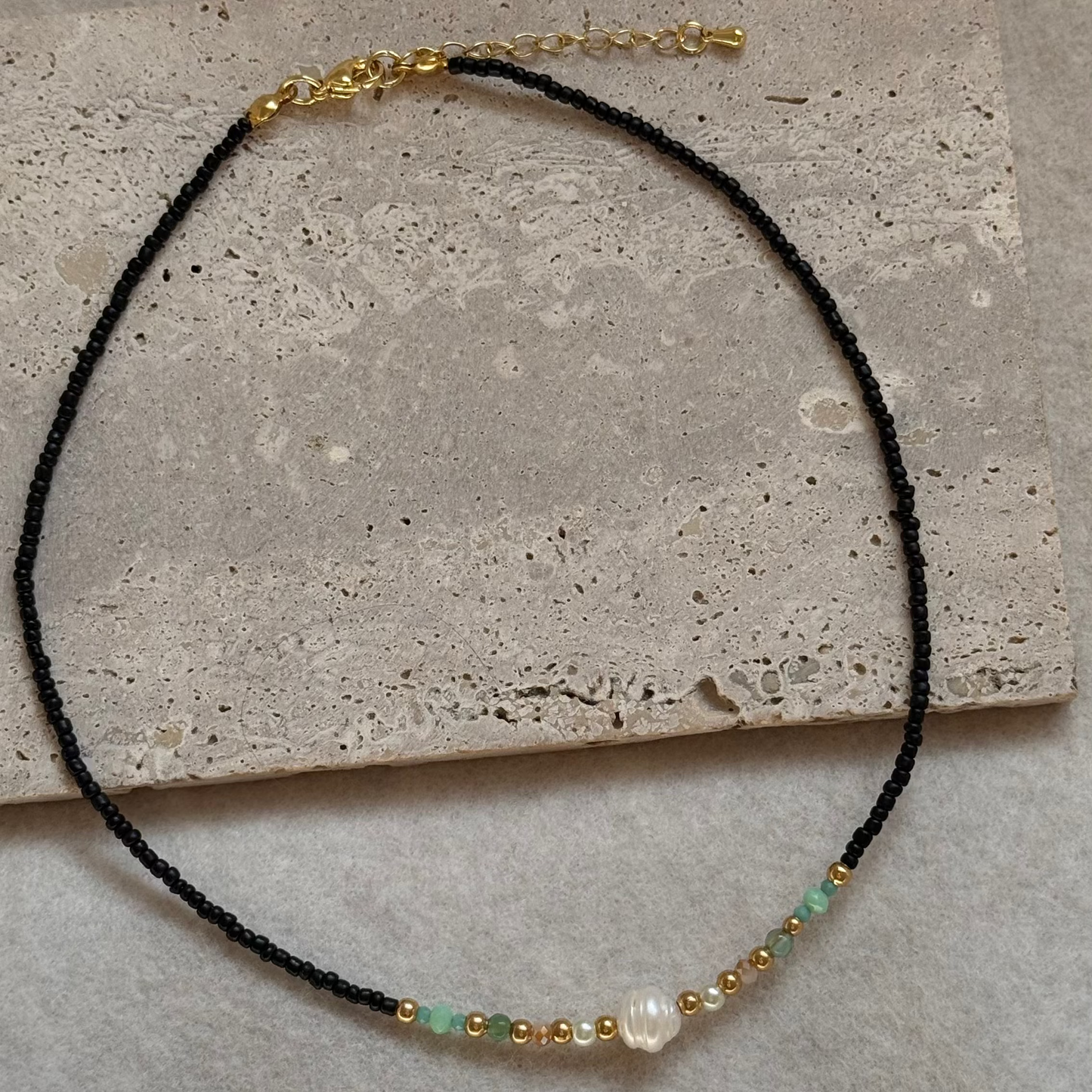 Collar Miyuki con Perla de Río