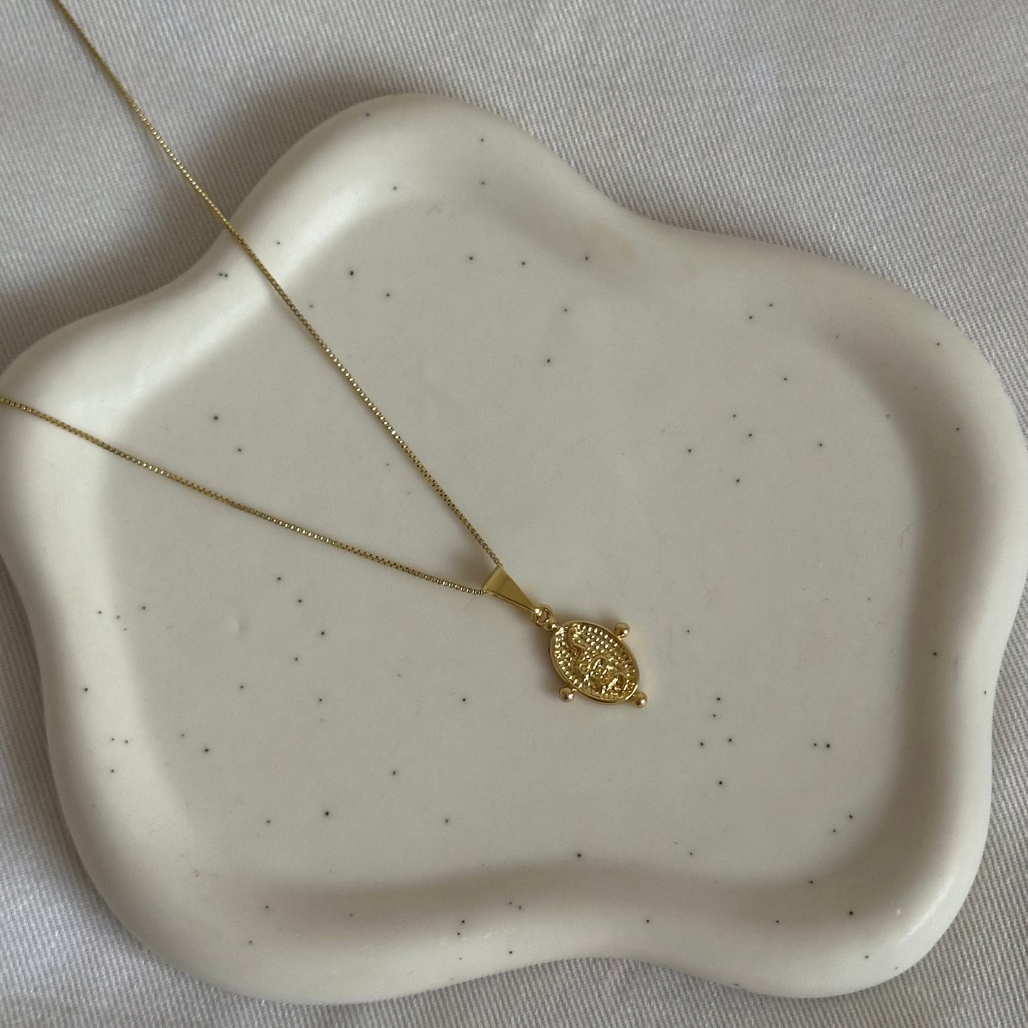 Collar Serpiente Ovalado