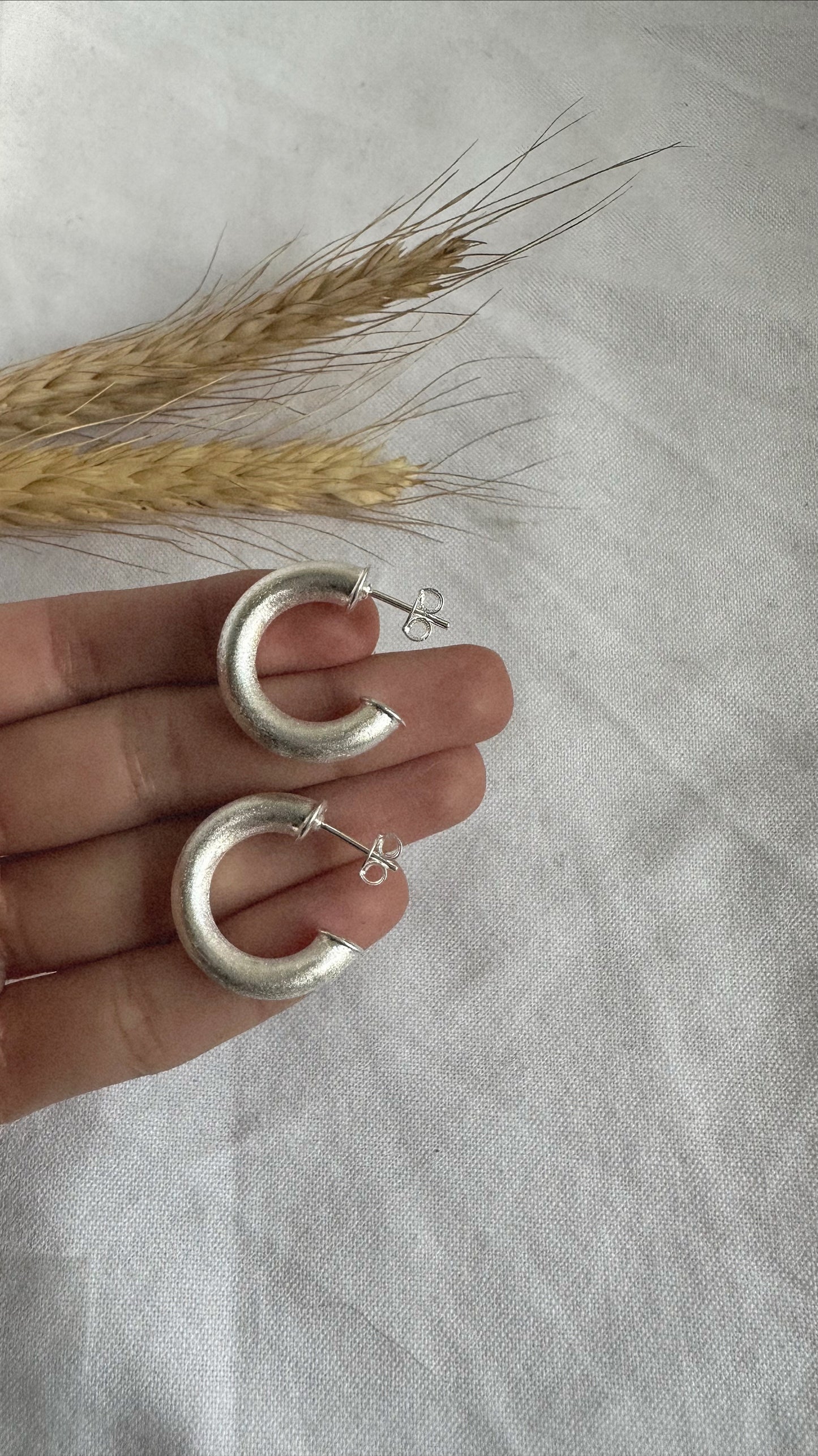 Argolla Prie 23mm Mate Enchape en Oro y Plata 925