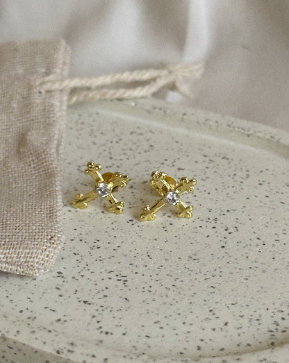 Aros Cruz con circón